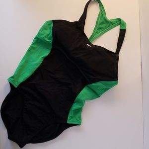 NIKE Competitive Racerback swimsuit